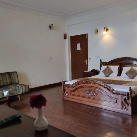 Hotel Blossom Shimla Exterior foto